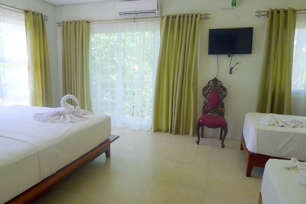 Greenspace Palawan Hotel Junior Suite