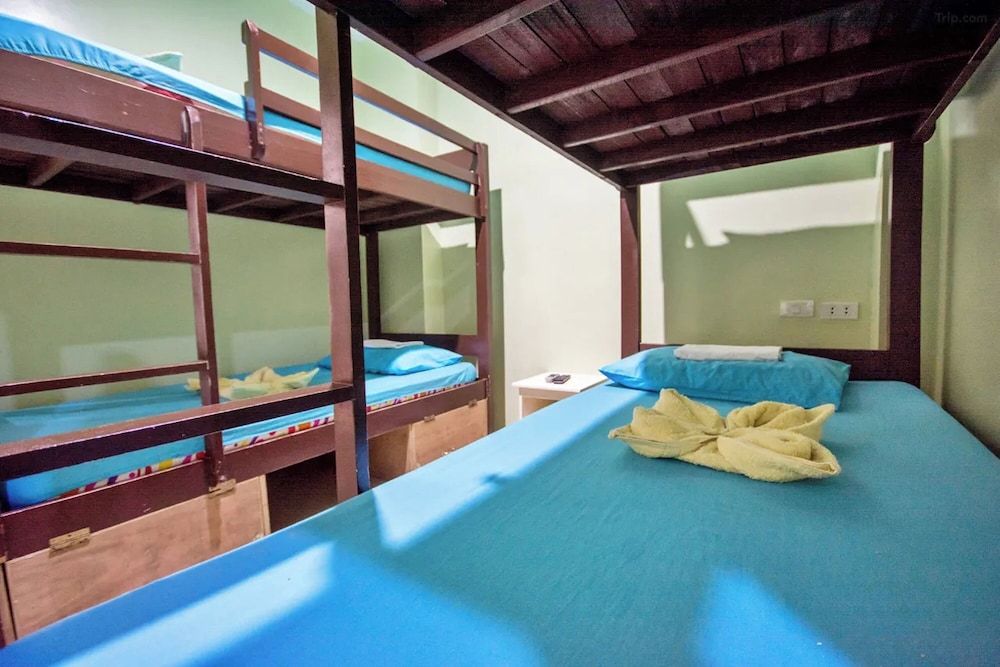 undefined Boracay Backpackers 8
