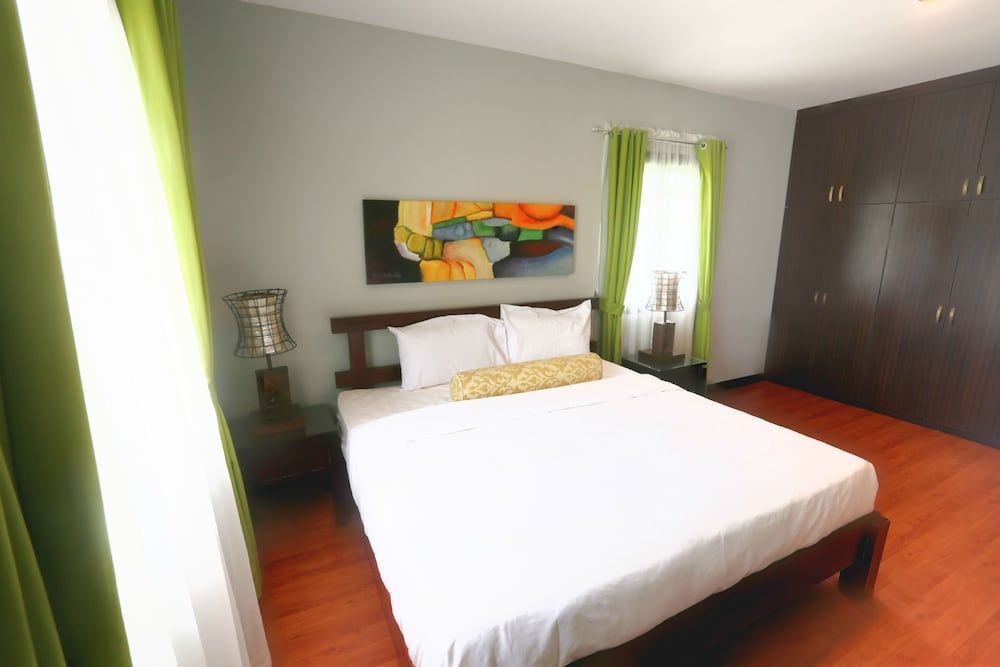 Bearland Paradise Resort Deluxe Budget Bedroom A 8