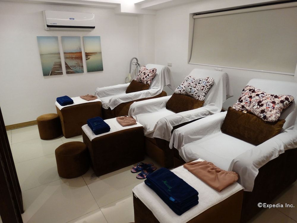 undefined Time Traveller's Hotel 10