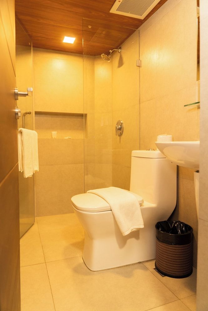 Altaroca Mountain Resort Antipolo Standard Room 6