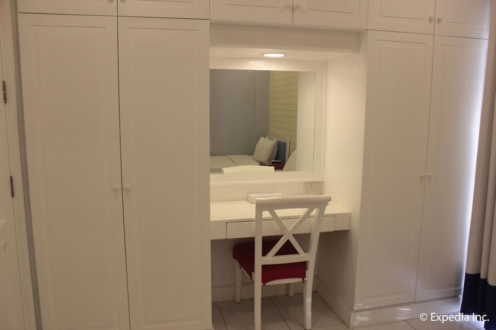 Moonbay Marina The Villas La Luna 7