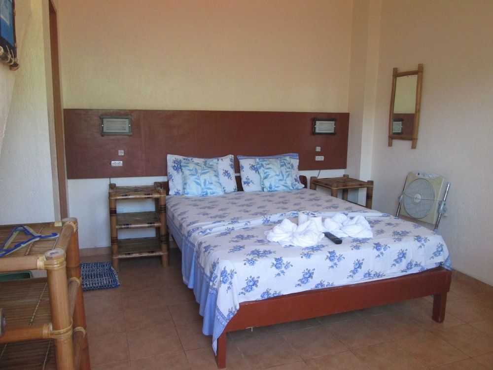 undefined Sulu Plaza Boracay 6