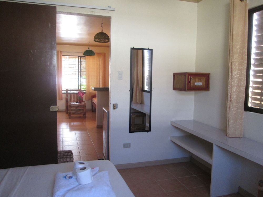 undefined Sulu Plaza Boracay 3
