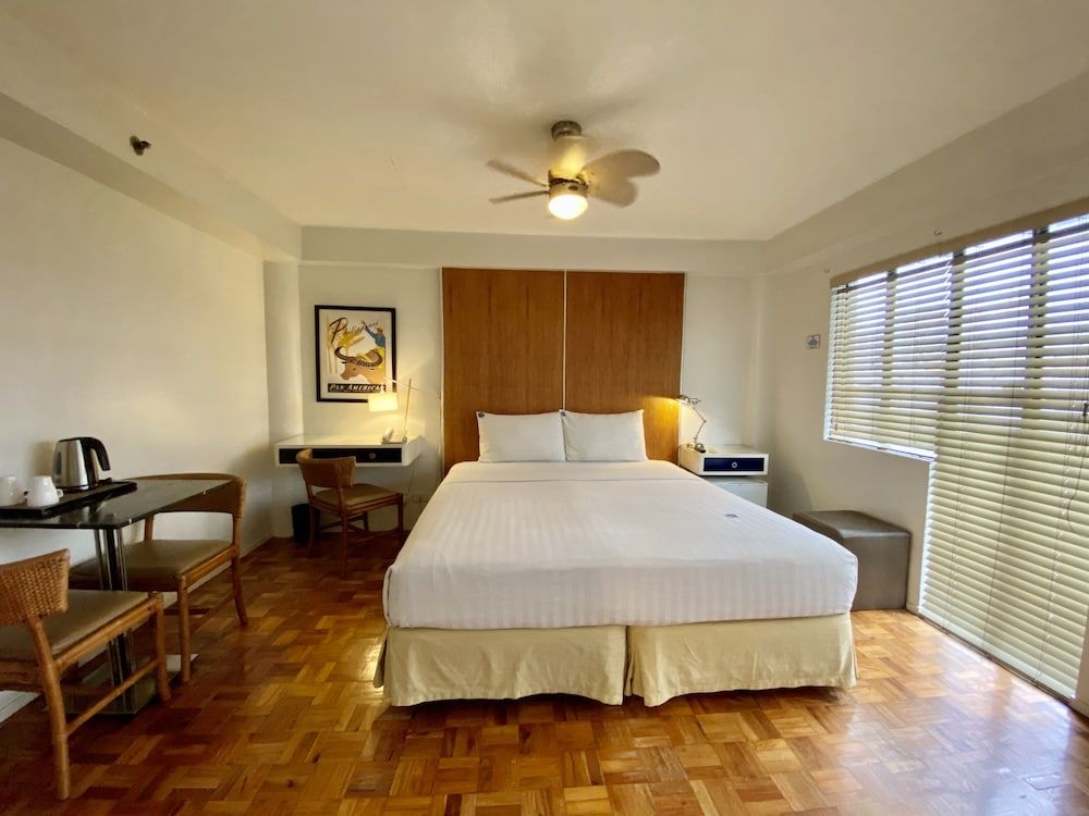 Standard Room, 1 King Bed, Non Smoking