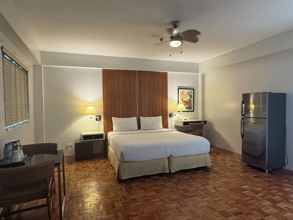 undefined The Clipper House 3
