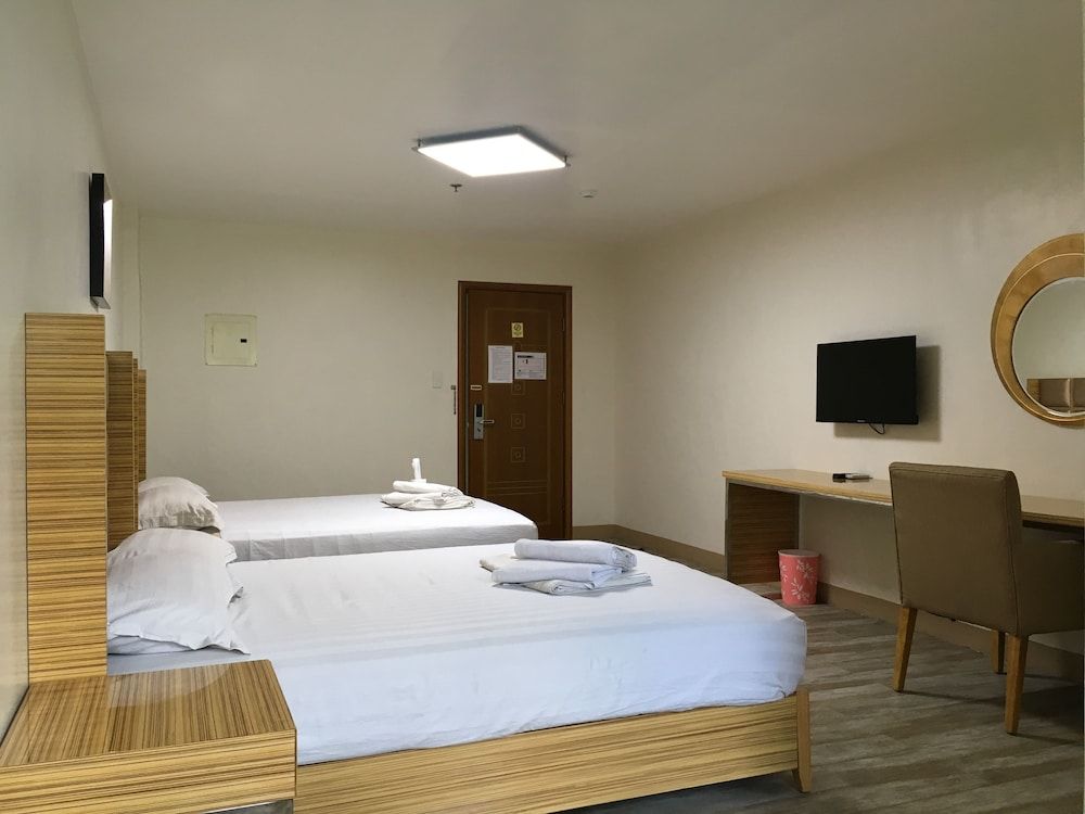 Meaco Hotel - Valenzuela Family Room 3