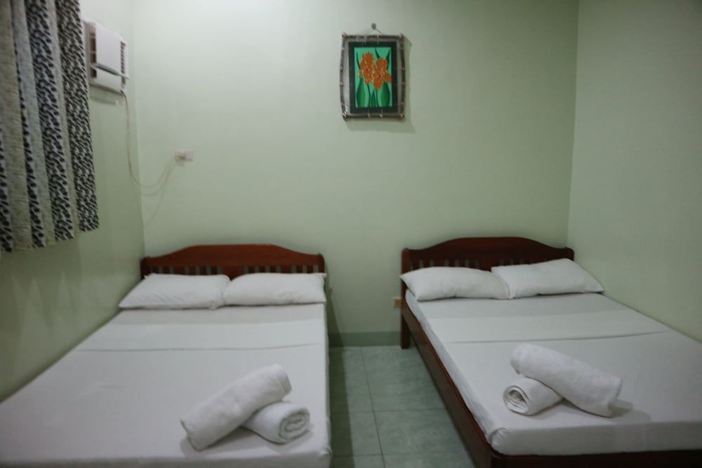 undefined Tourista's Place 9