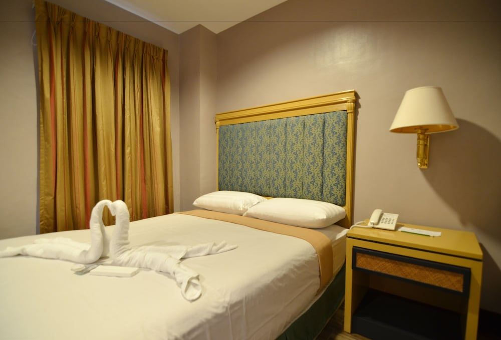 The Windy Ridge Hotel Manila Standard Room 3