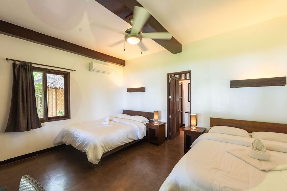 C9 Beach Front Bungalow (Ground Flr)