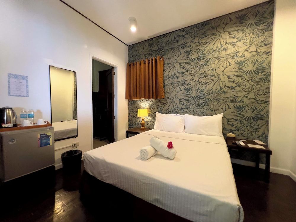 Annex Building Standard Room with 1 Queen Bed