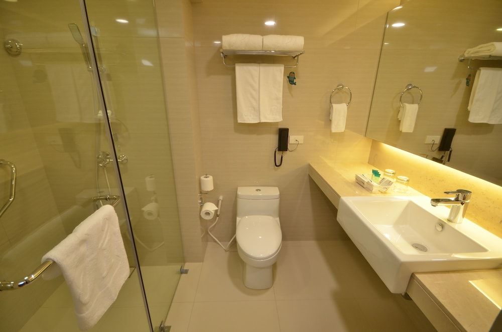 undefined Jinjiang Inn Makati 10