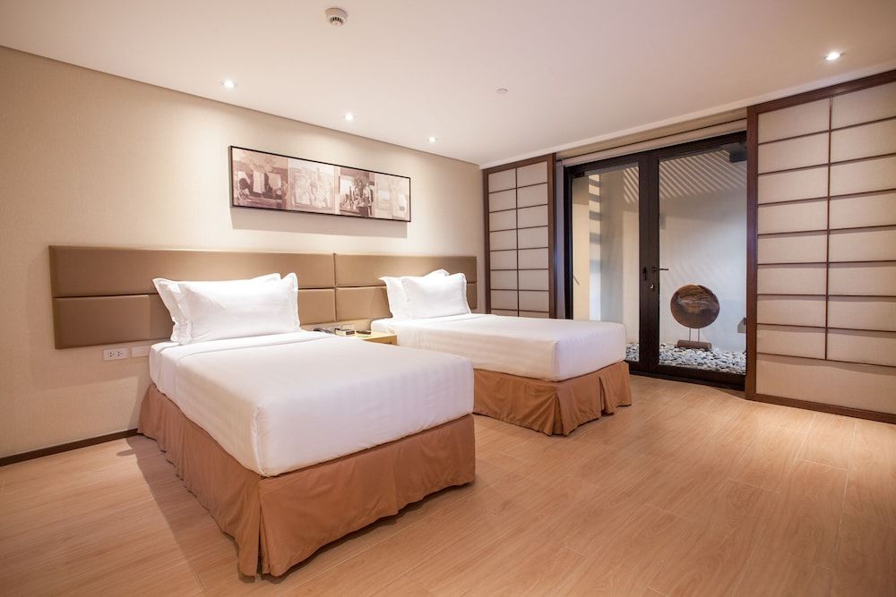 undefined Jinjiang Inn Makati