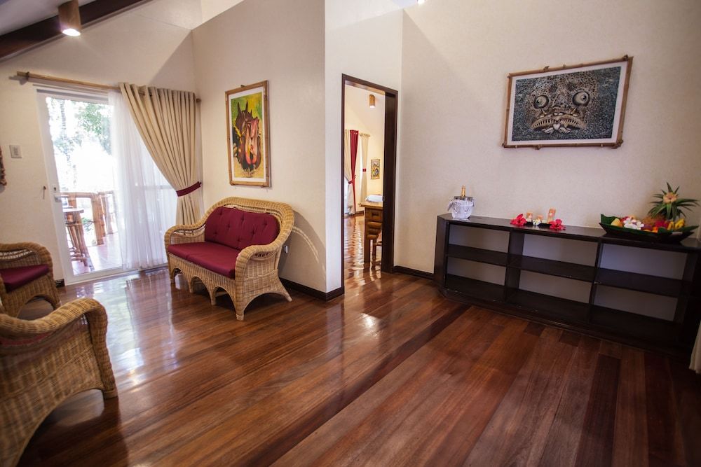 Pura Vida Beach & Dive Resort Suite 3