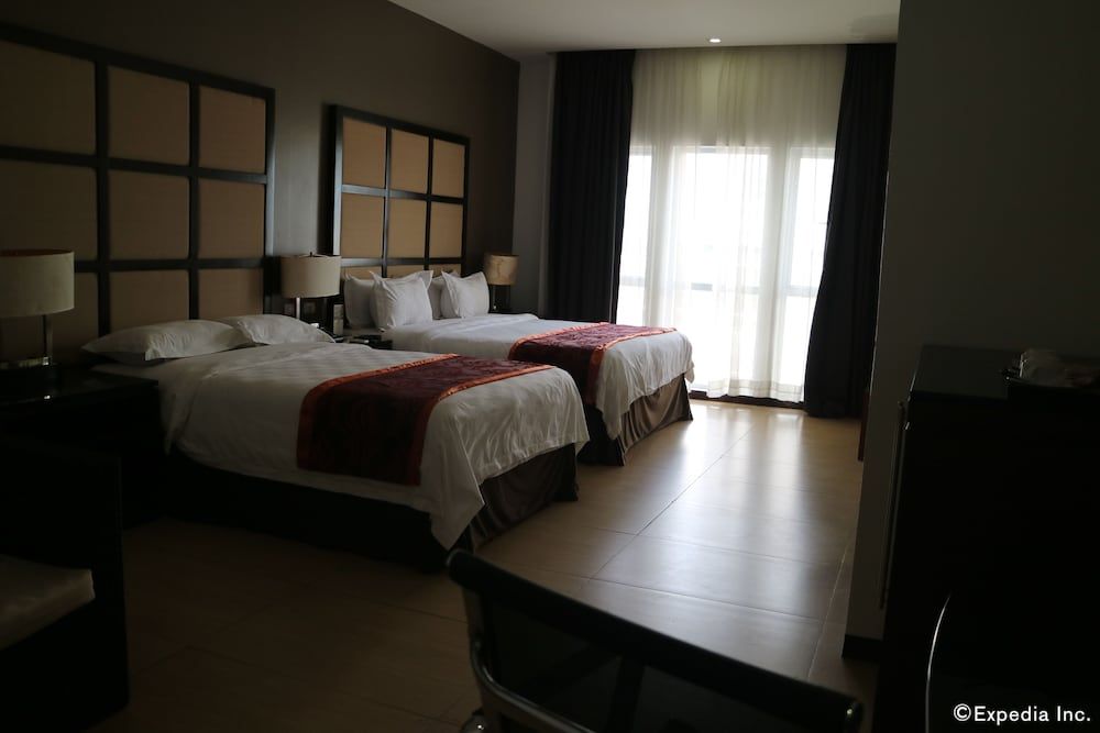 Avenue Suites Hotel Executive Suite 2