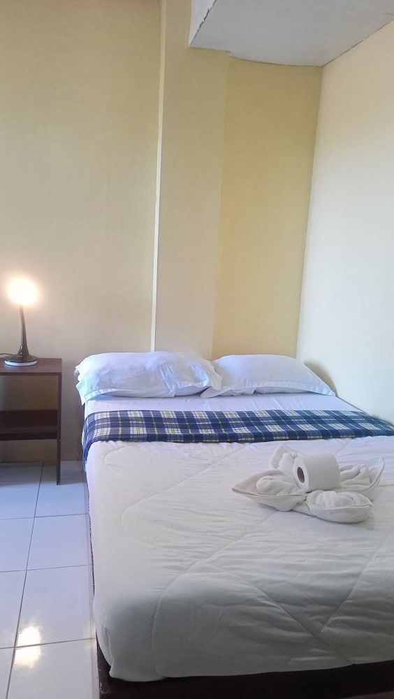 Antonio's Pension House Standard Room 2