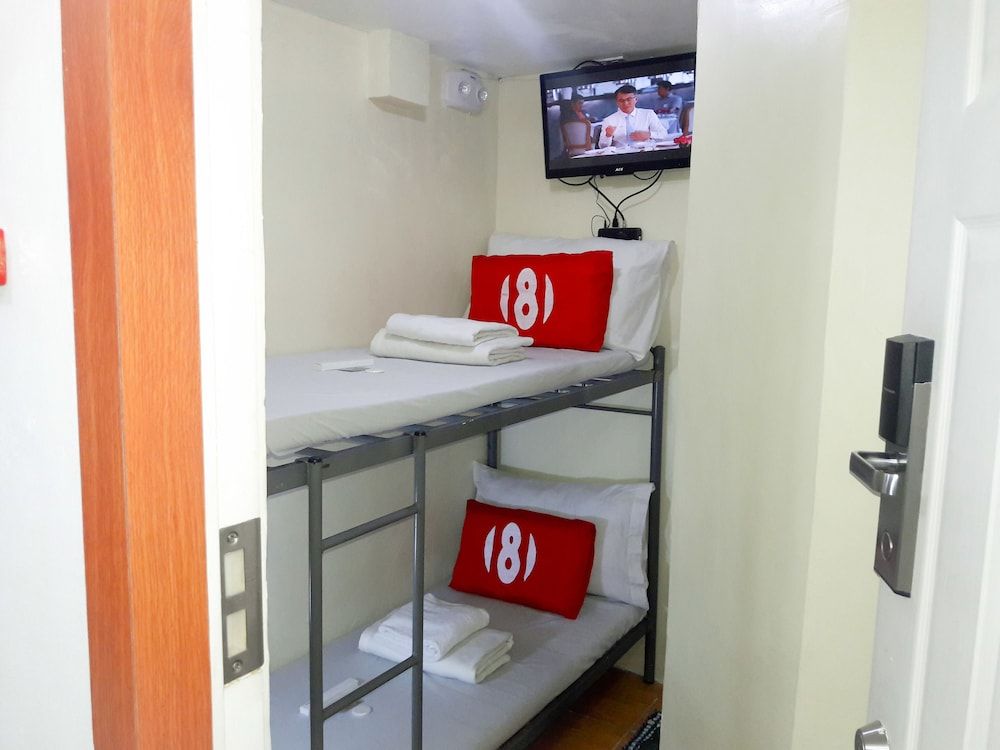 8Hostel Basic Single Room, 1 Bedroom 2