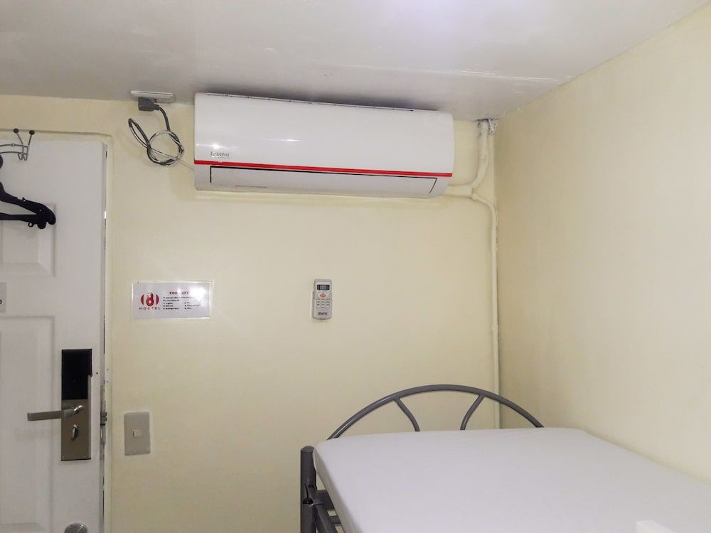 8Hostel Basic Single Room, 1 Bedroom 4