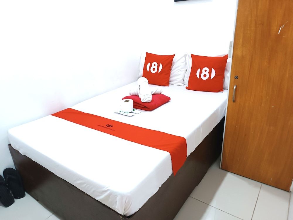 8Hostel Basic Room, 1 Bedroom 13