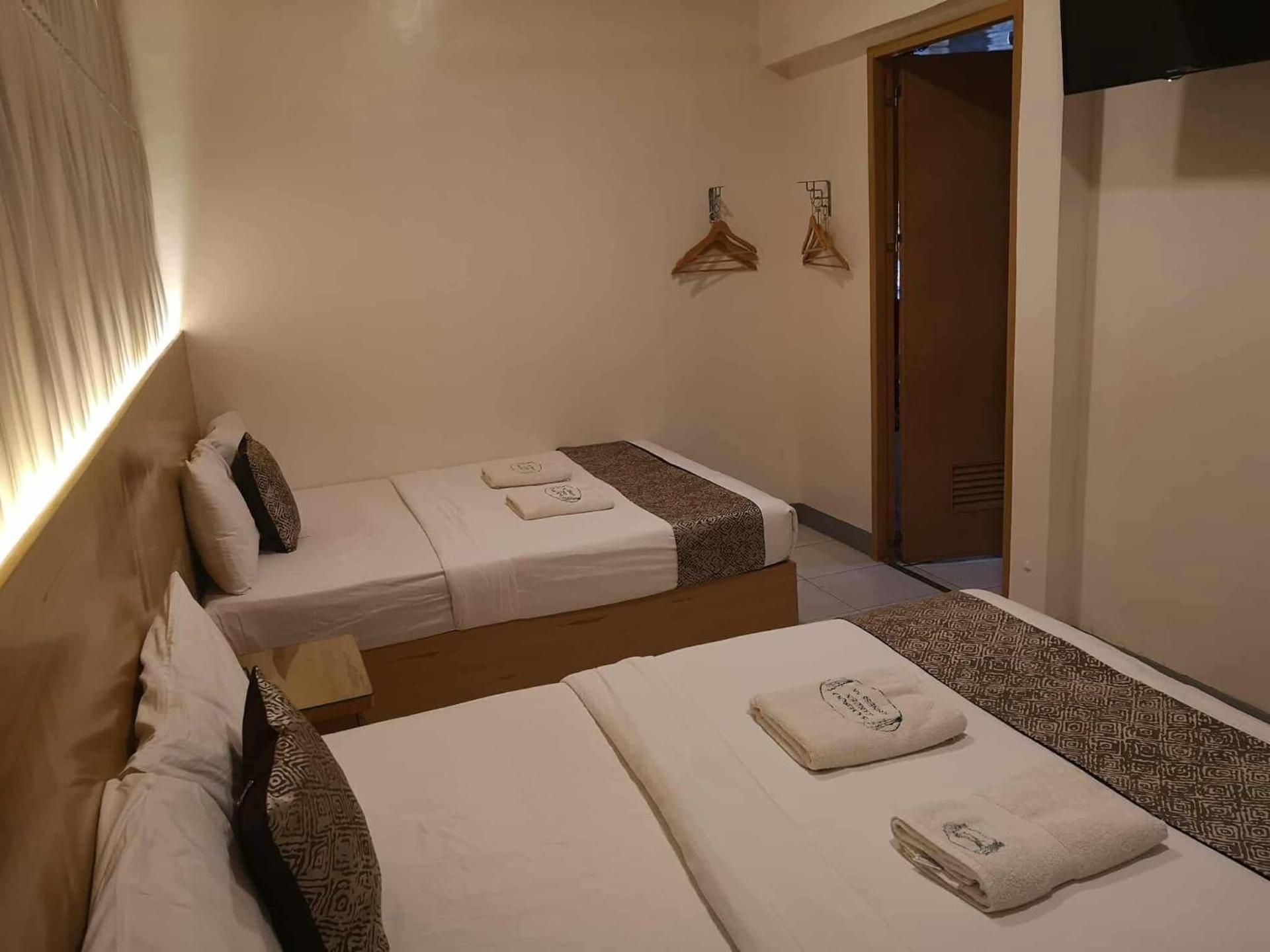 Standard suite family