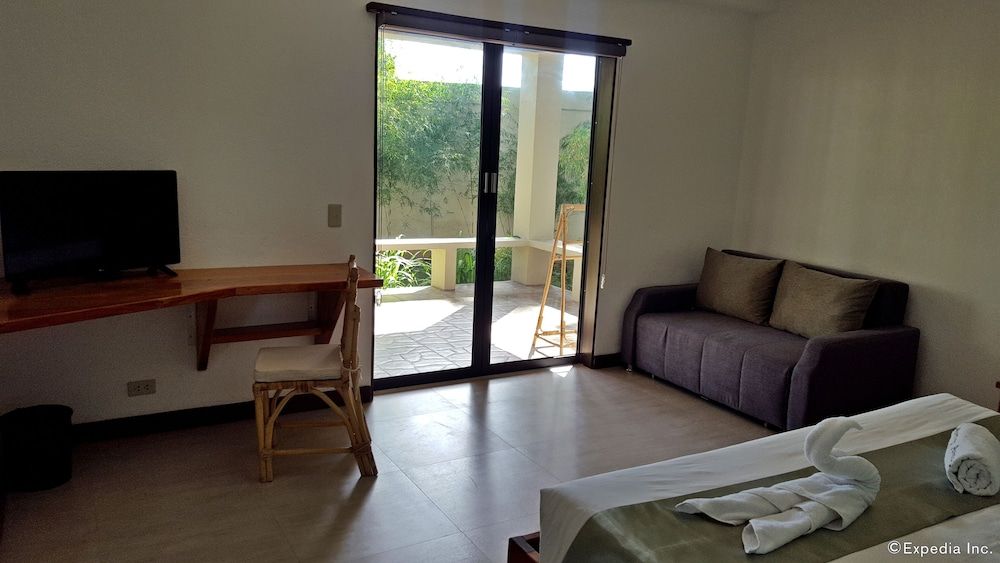 Munting Paraiso Superior Room 11