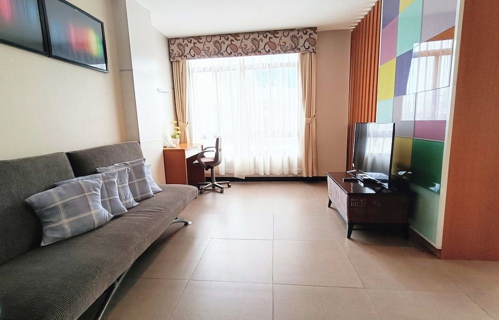 Fuente Oro Business Suites Cebu powered by Cocotel Superior Family Room 12