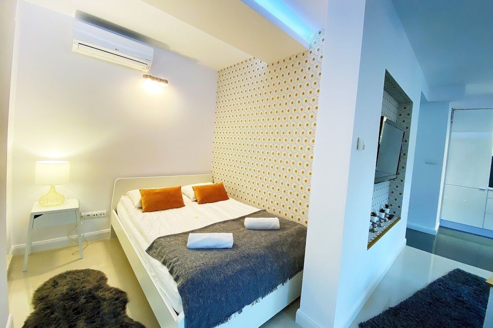 Deluxe Studio, Balcony, City View