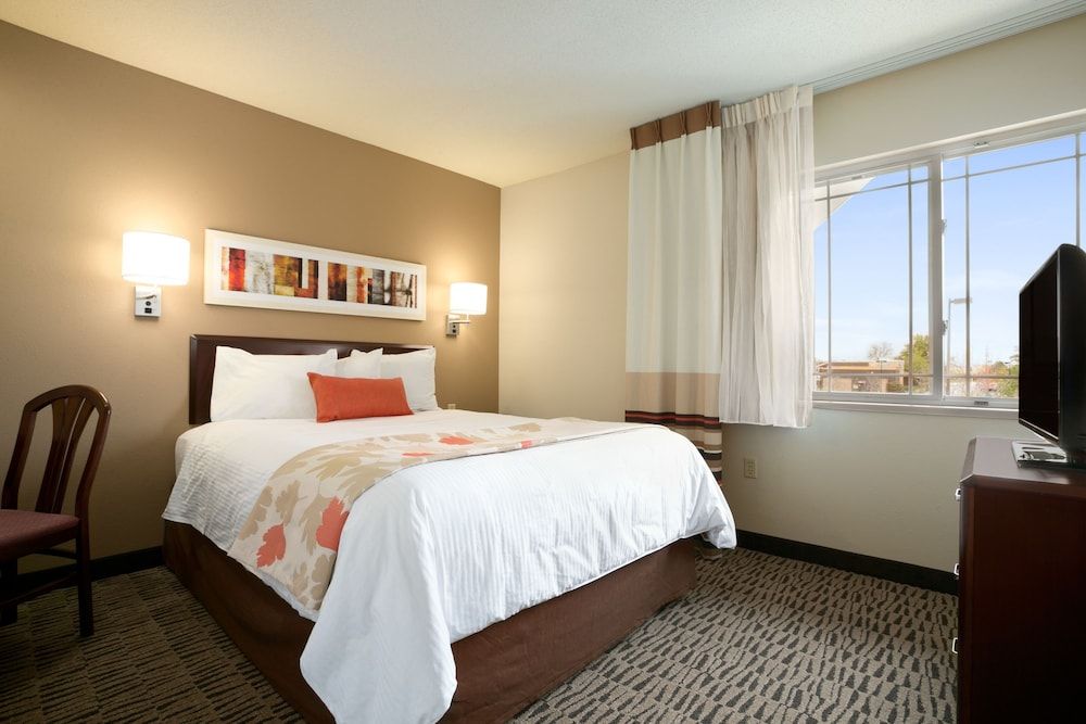 Standard Room, 1 Queen Bed, Non Smoking