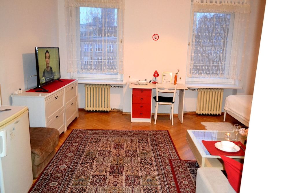 Basic Apartment