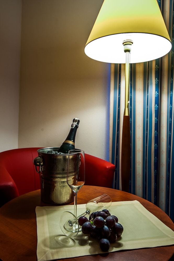 Hotel Gwarna Junior Suite 17