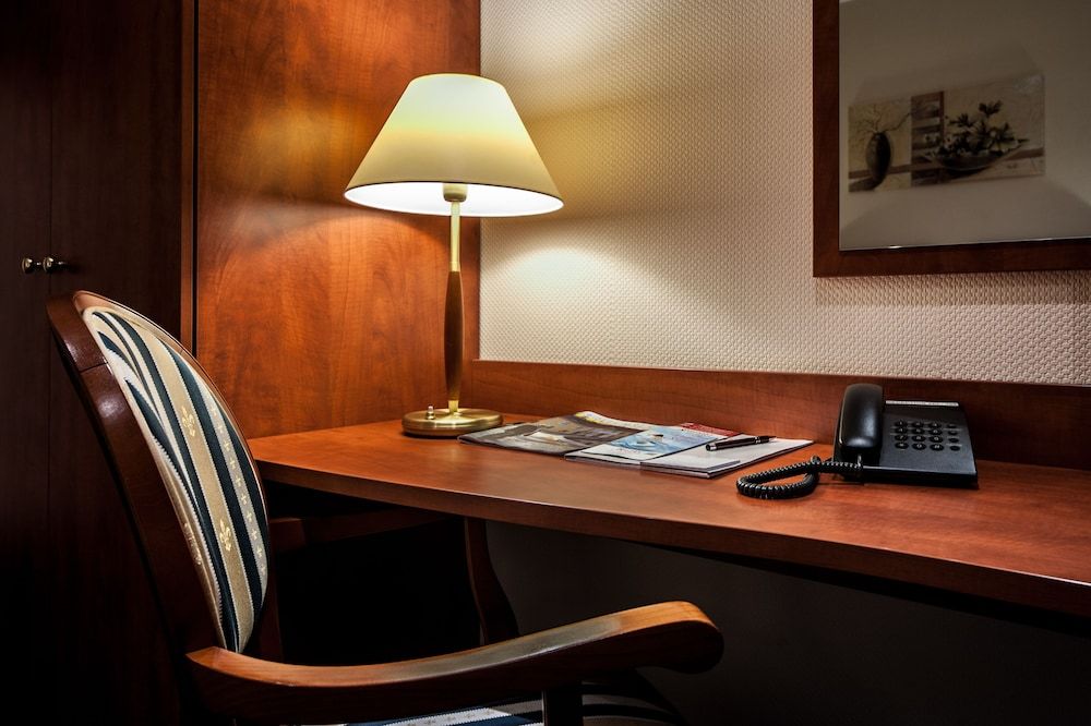 Hotel Gwarna Junior Suite 16