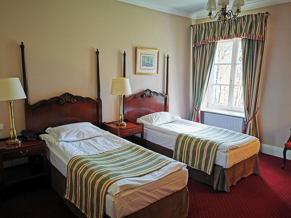 Dwór Sieraków Standard Double or Twin Room 7