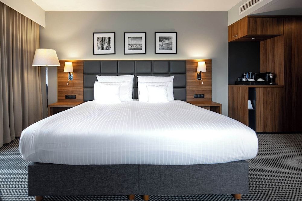 Heron Live Hotel Comfort Double Room, Lake View (Plus; free spa access) 3