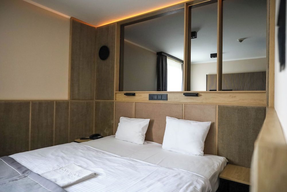 Hotel Ilonn Comfort Room 3