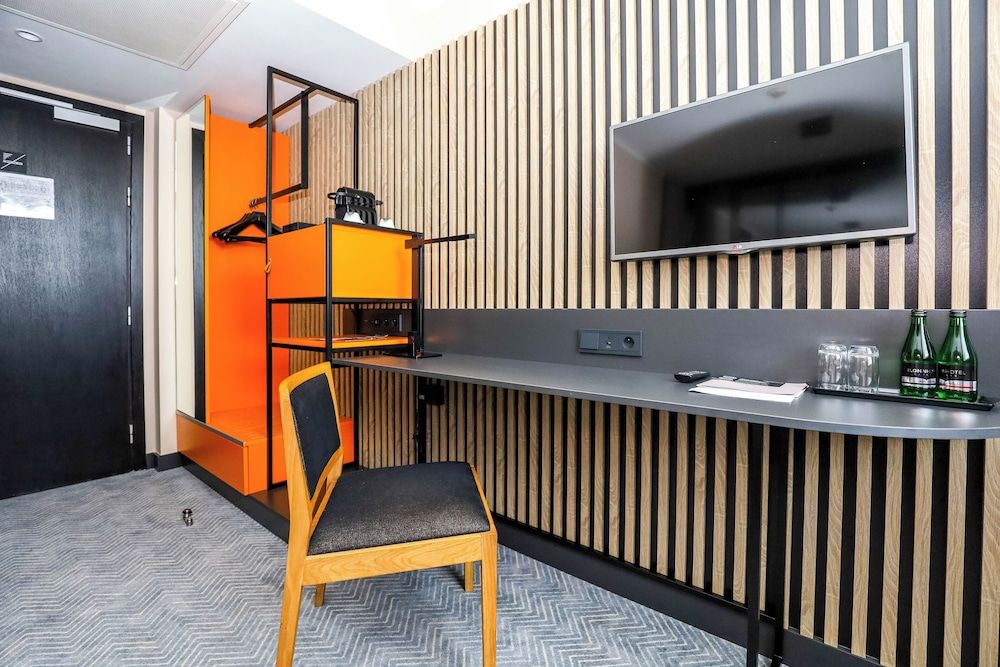 Hotel Ilonn Comfort Room 11