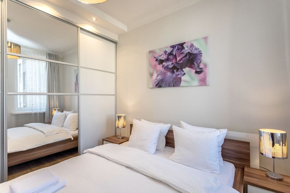 undefined Apartament Chmielna by Your Freedom 8