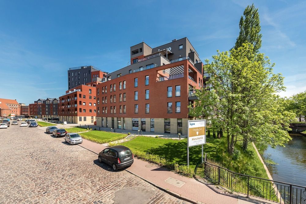 undefined TriApart Chmielna Park Purple 2