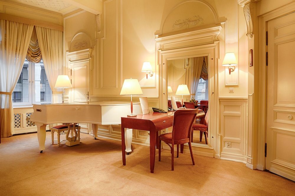 Suite
