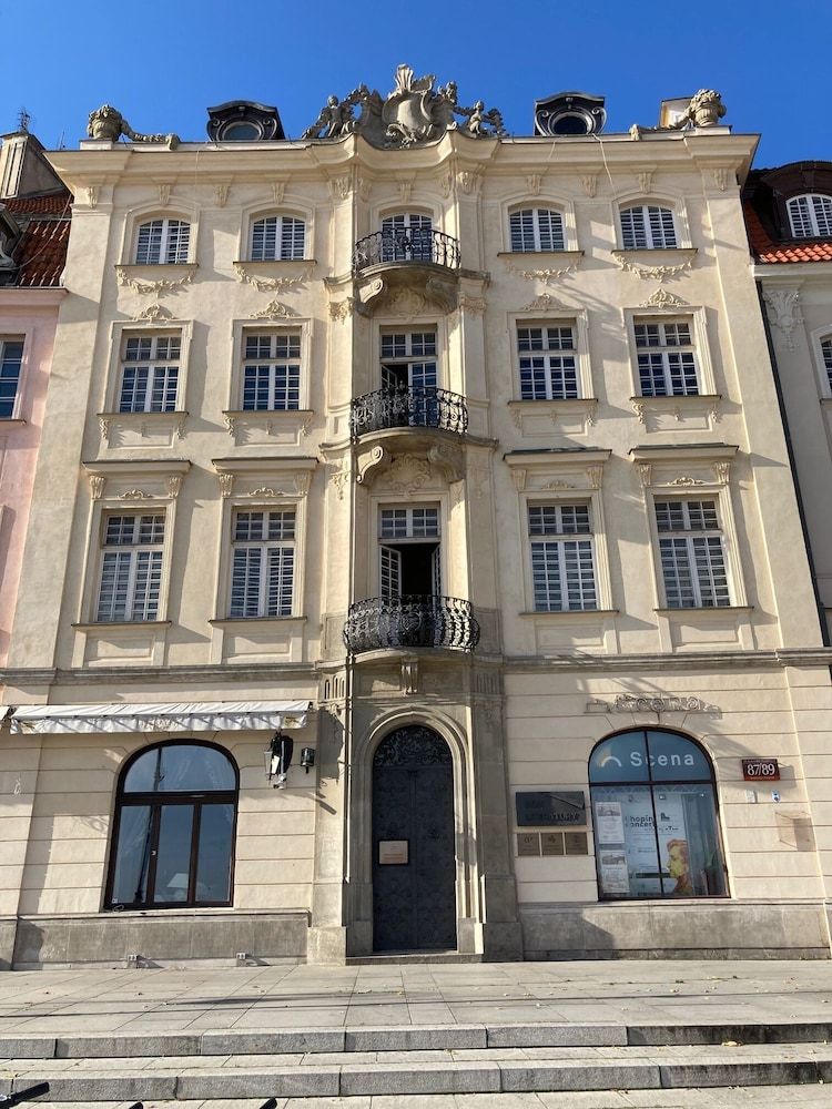 undefined Dom Literatury Pokoje Gościnne 6