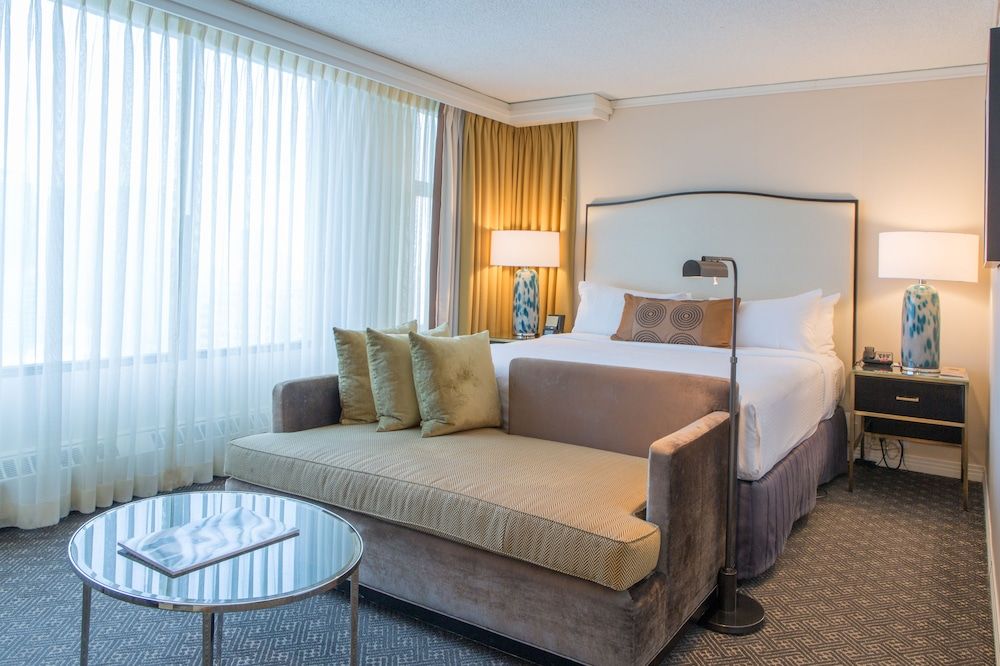 undefined Hotel Omni Mont-Royal