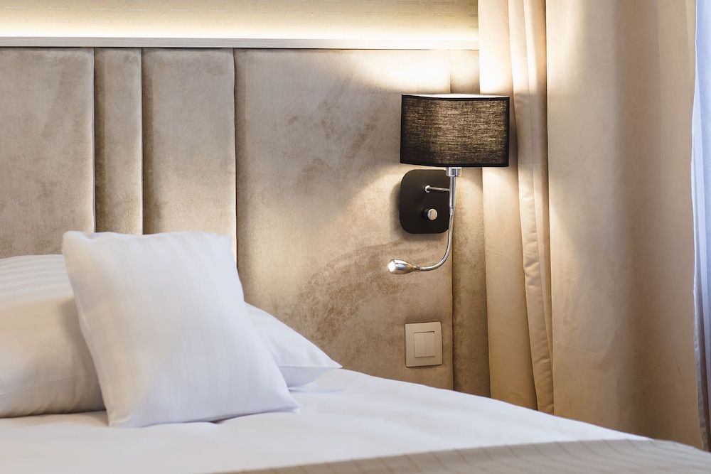 Art Hotel's Sosnowiec Double Room, 1 Queen Bed 2