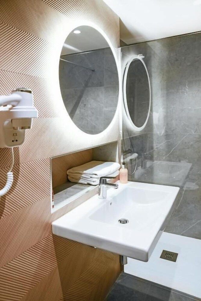 Dwór w Tomaszowicach Deluxe Double Room 4