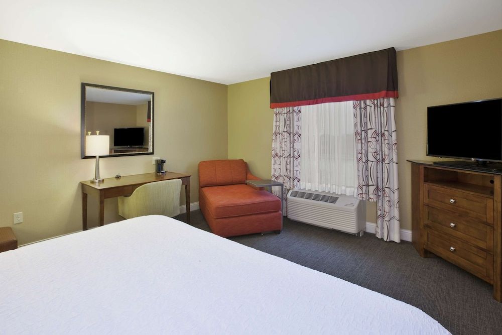 Room, 1 King Bed, Accessible