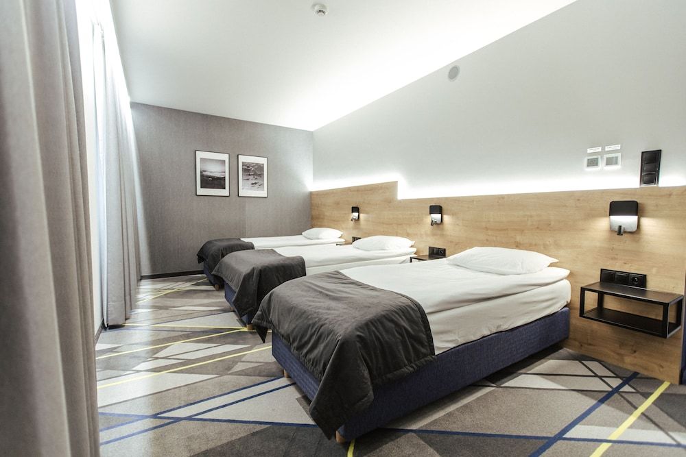 undefined Air Hotel 3