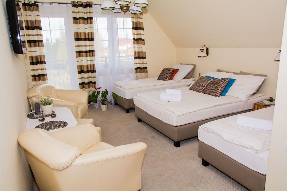 Villa Amber Standard Quadruple Room 2