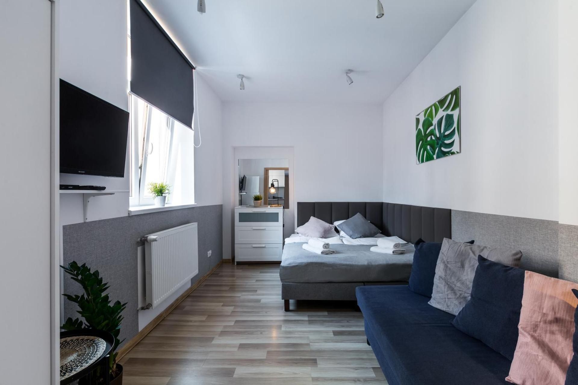 Studio Apartment