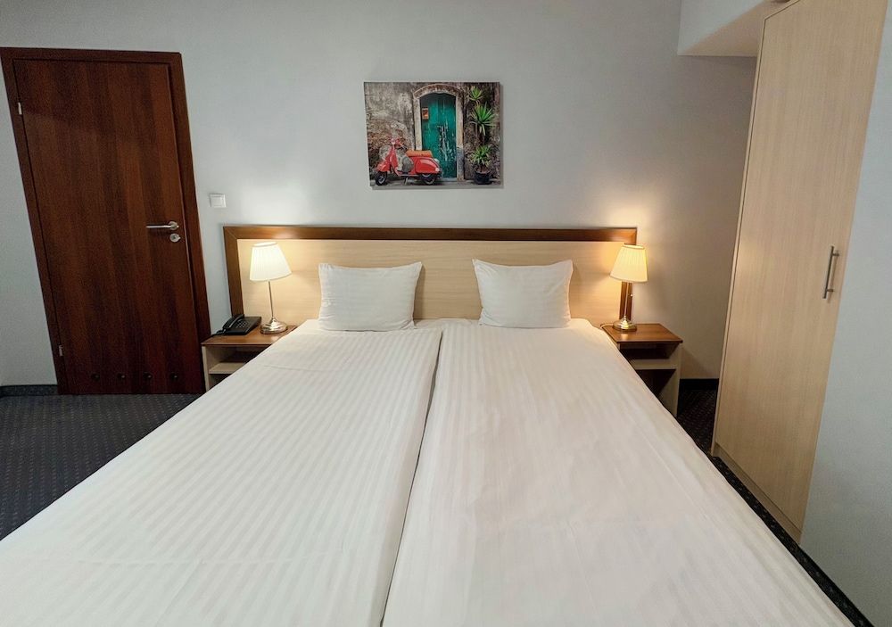 POLECZKI RESIDENCE APARTMENTS Economy Double Room, 1 Bedroom, Non Smoking