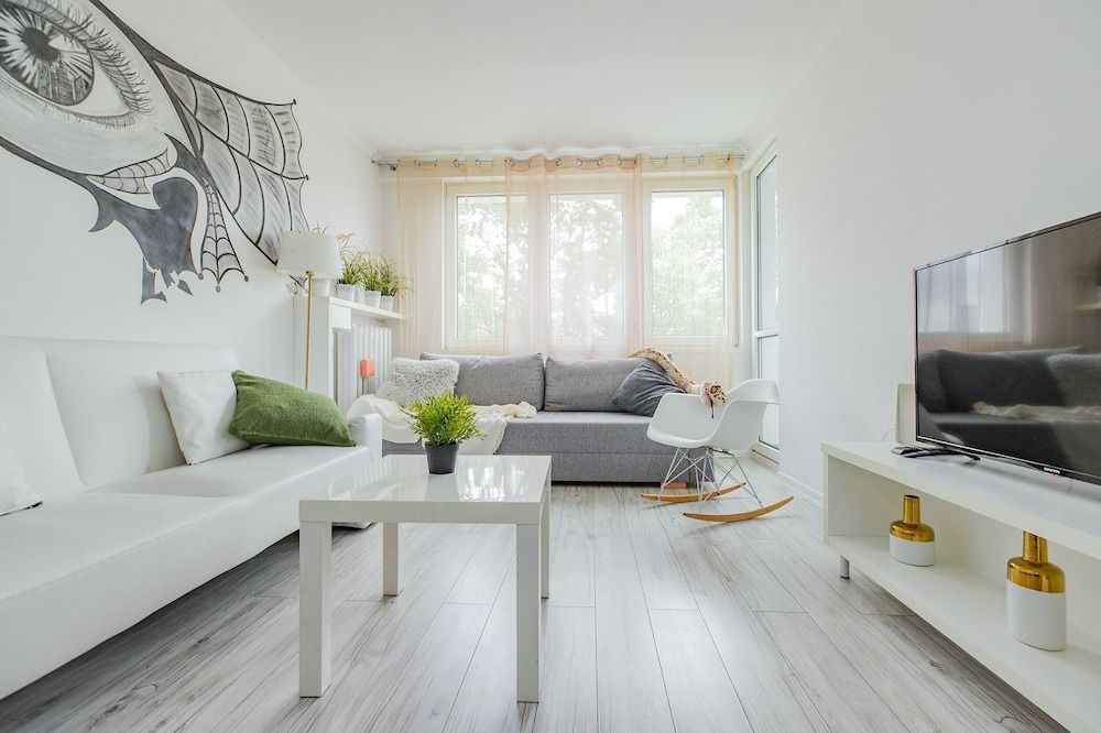 undefined ShortStayPoland Aleje Jerozolimskie B13 7