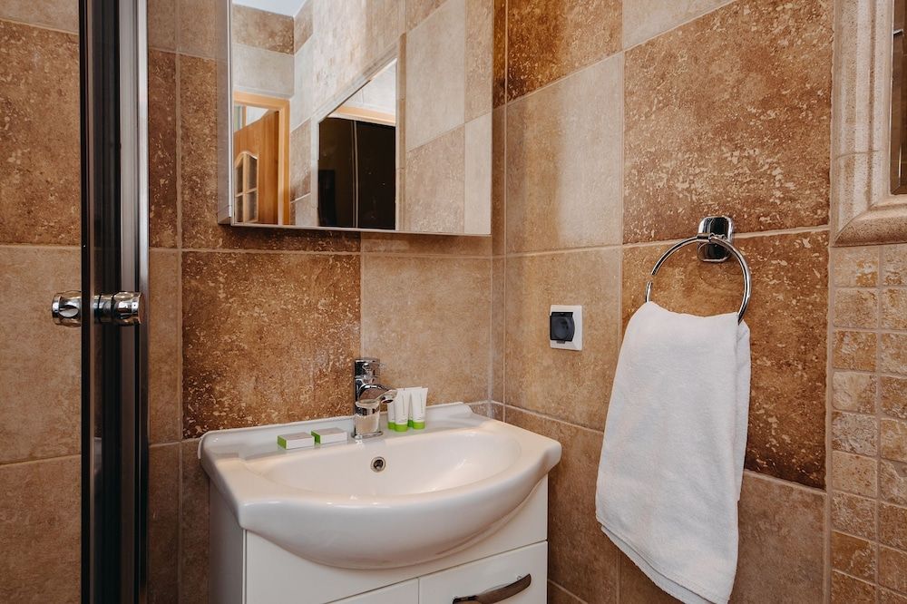 ShortStayPoland Warecka B2 Apartment, 1 Bedroom, Balcony 11