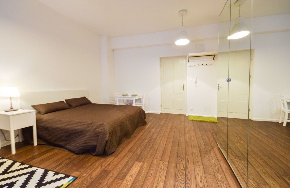Basic Apartment, 1 Bedroom, Non Smoking, City View